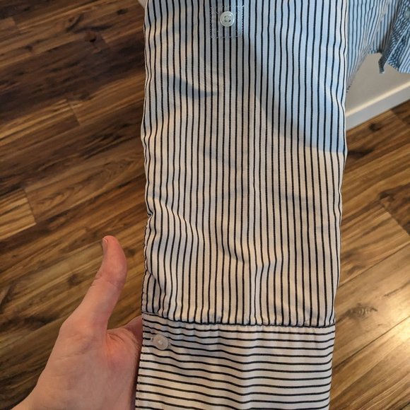 Button Down Blouse L - Picture 7 of 11